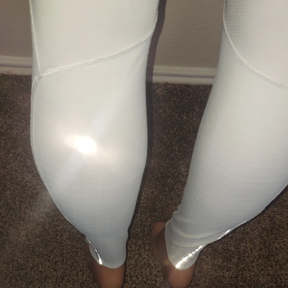 lululemon athletica ((Off White)) High-Rise Reflective Leggings